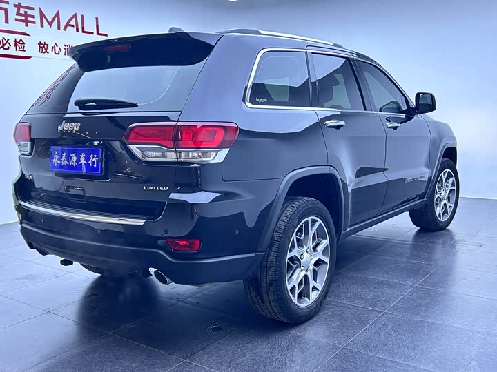 Jeep Grand Cherokee, 2022 — фото 5 из 9