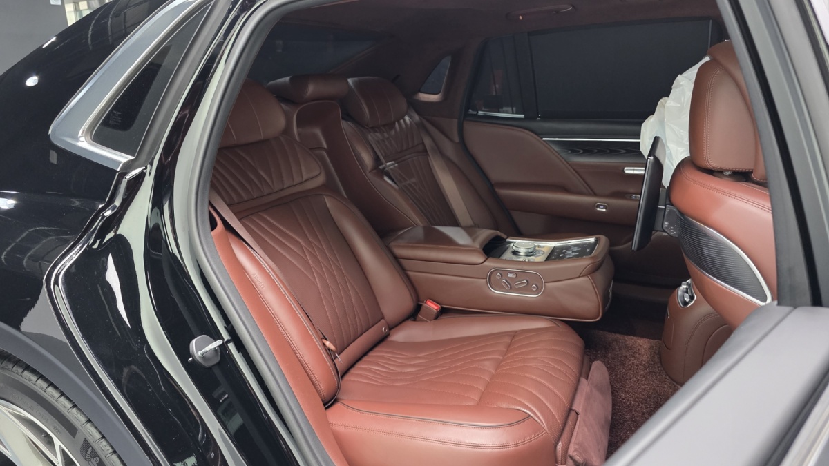 Genesis G90, 2021 — фото 11 из 12