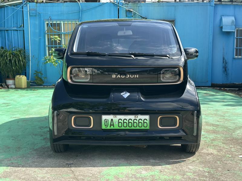 Baojun KiWi EV, 2021 — фото 2 из 12