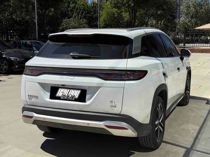 BYD Song L DM-i Hybrid, 2025 — фото 2 из 5