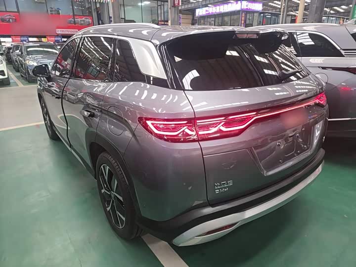 BYD Song L DM-i Hybrid, 2024 — фото 5 из 9