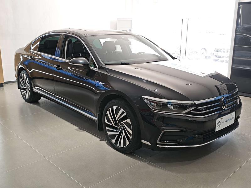 Volkswagen Magotan GTE Hybrid, 2024 — фото 2 из 7