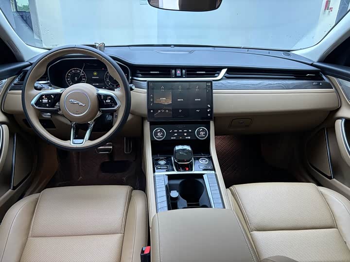 Jaguar XF L, 2025 — фото 5 из 9