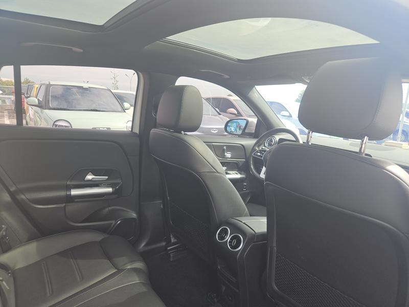 Mercedes-Benz EQA, 2023 — фото 8 из 10