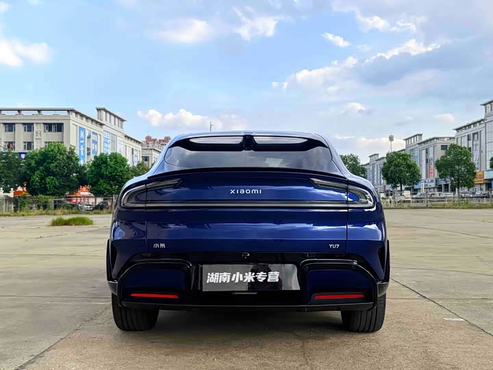 Xiaomi YU7, 2025 — фото 6 из 9