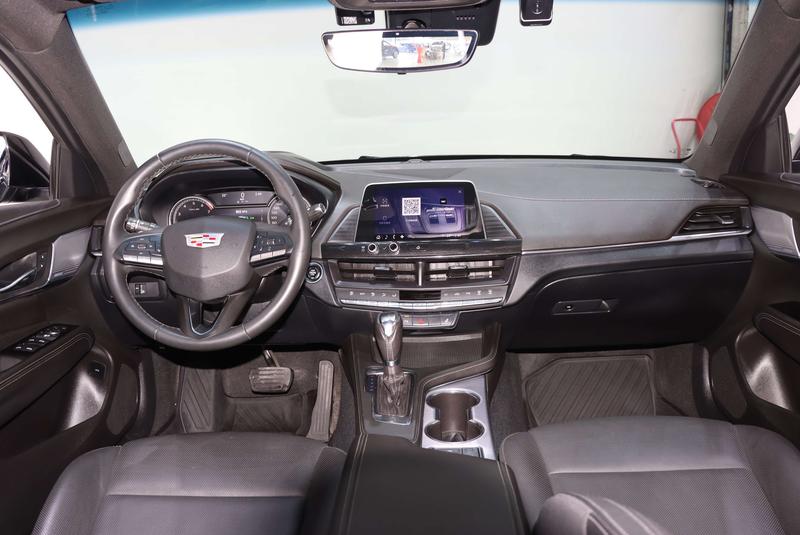 Cadillac CT4, 2022 — фото 10 из 12