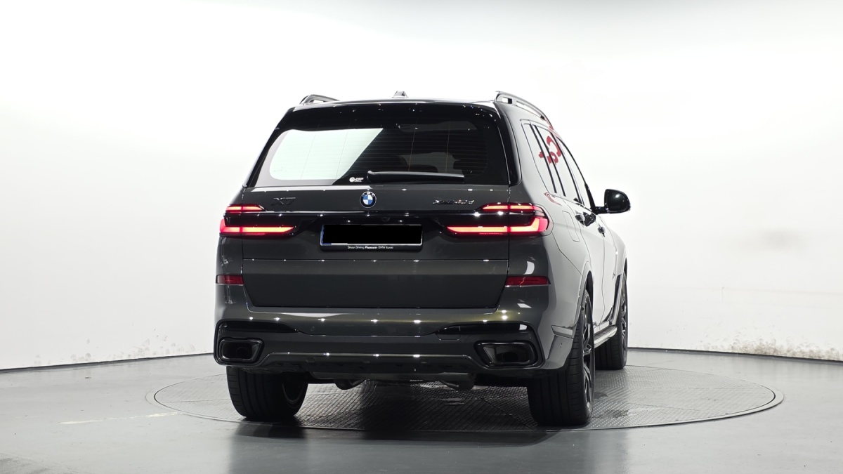 BMW X7, 2026 — фото 4 из 12