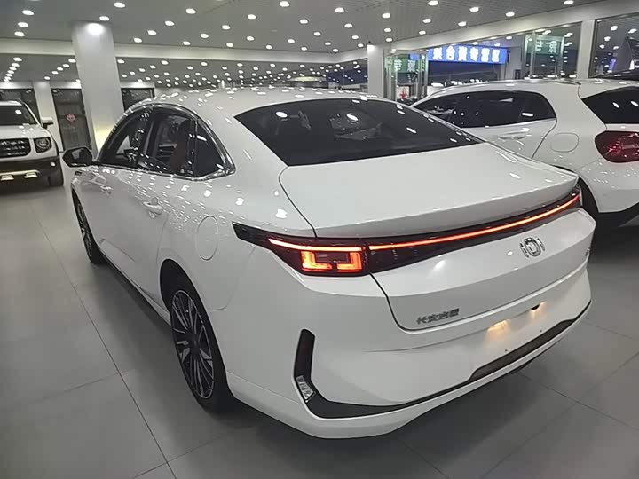 Changan Qiyuan (Nevo) A05, 2024 — фото 5 из 9