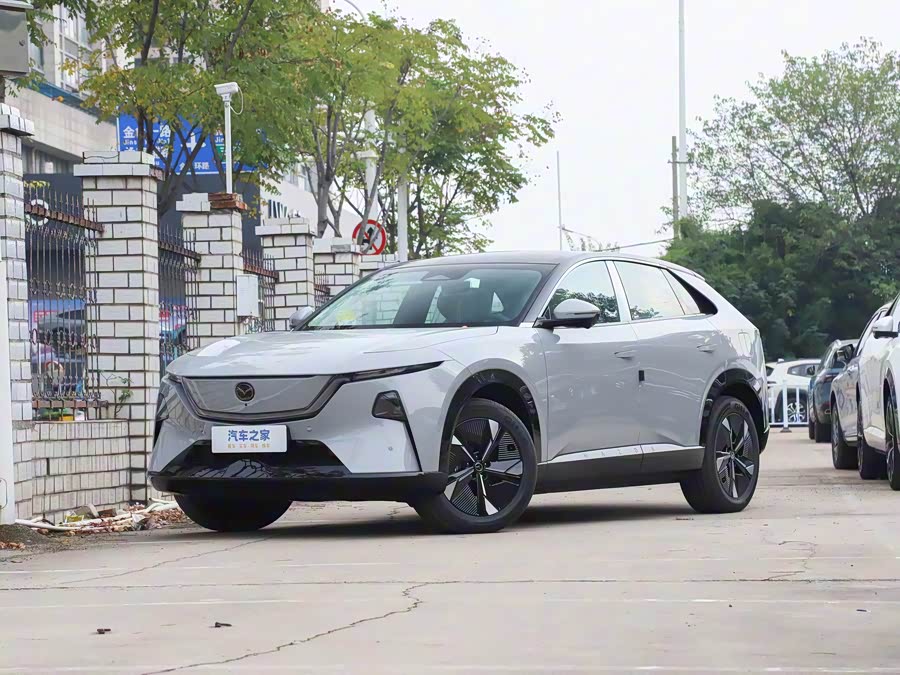 Mazda EZ-60, 2026 — купить в Казани под ключ