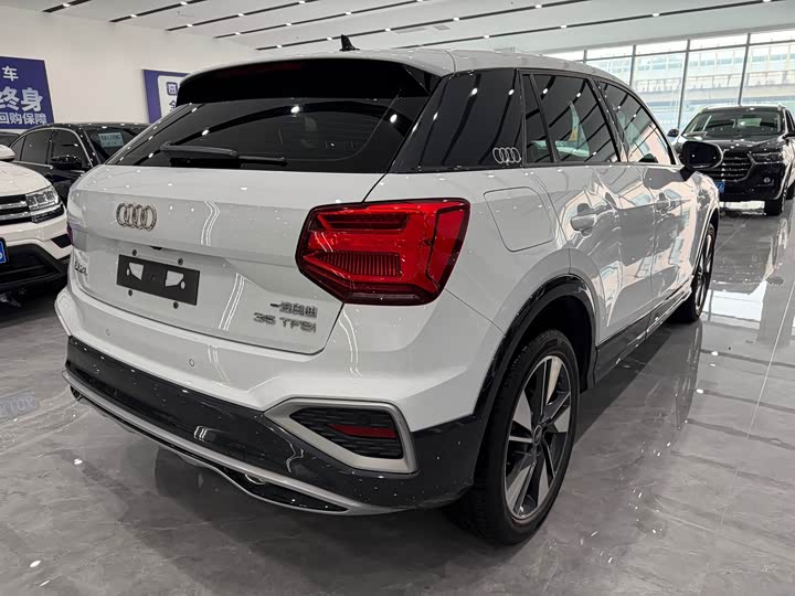 Audi Q2L, 2022 — фото 6 из 9