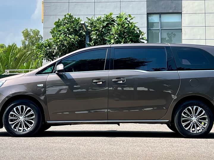 Buick GL8 ES, 2023 — фото 4 из 9