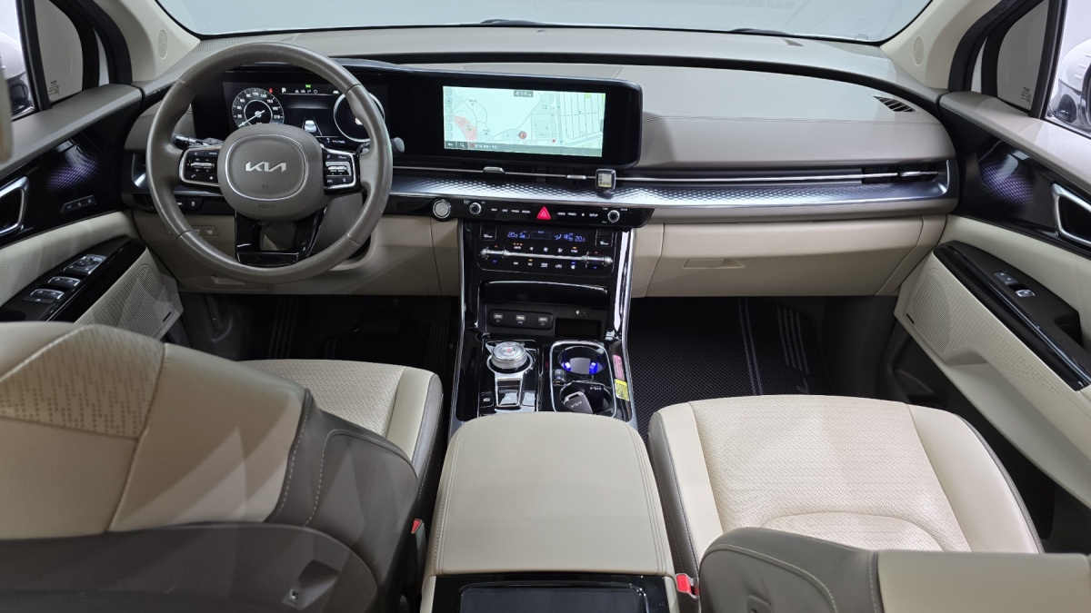 Kia Carnival, 2021 — фото 6 из 12