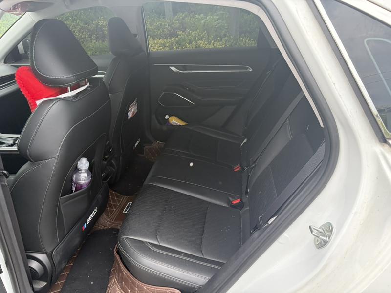 Geely Emgrand, 2023 — фото 12 из 12