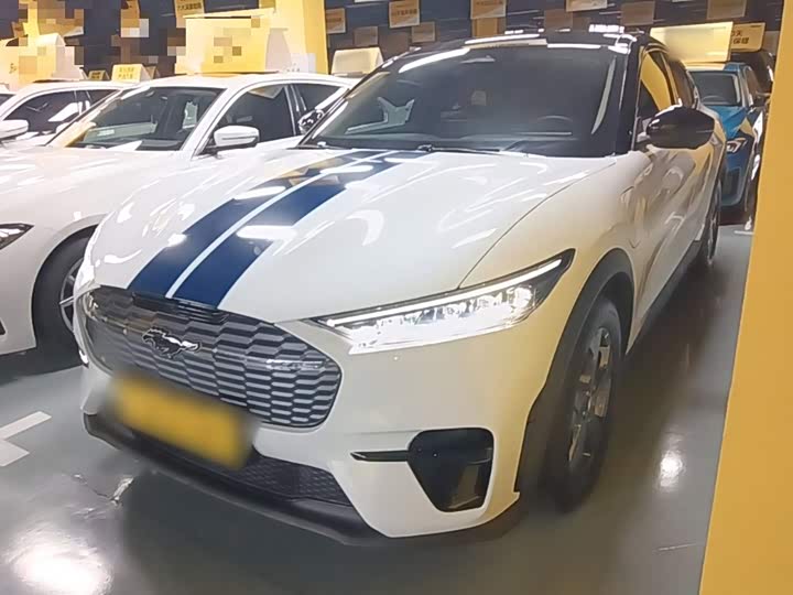 Ford Mustang Mach-E, 2023 — купить в Кирове под ключ
