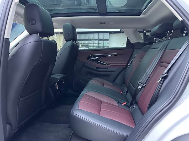 Land Rover Range Rover Evoque L Hybrid, 2023 — фото 9 из 9