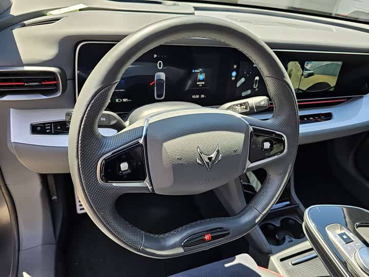 BAIC Arcfox Alpha S, 2023 — фото 6 из 9