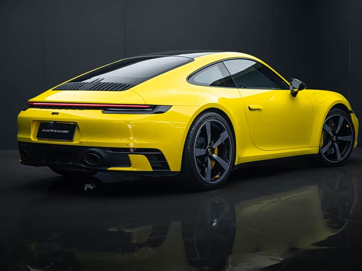 Porsche 911, 2021 — фото 6 из 9