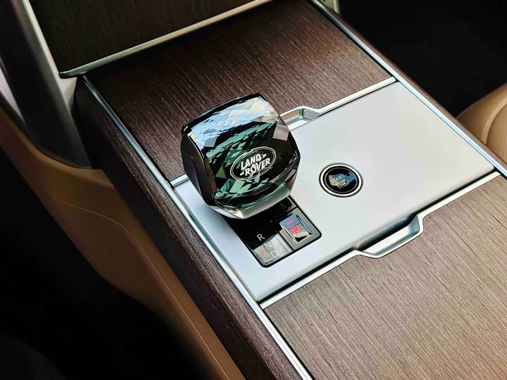 Land Rover Range Rover, 2024 — фото 9 из 9