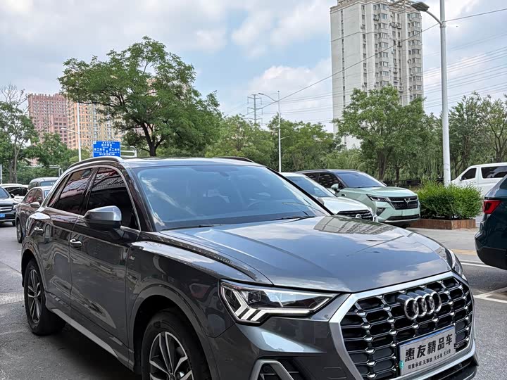 Audi Q3, 2022 — фото 3 из 9