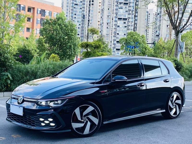 Volkswagen Golf GTI, 2022 — купить в Орле под ключ