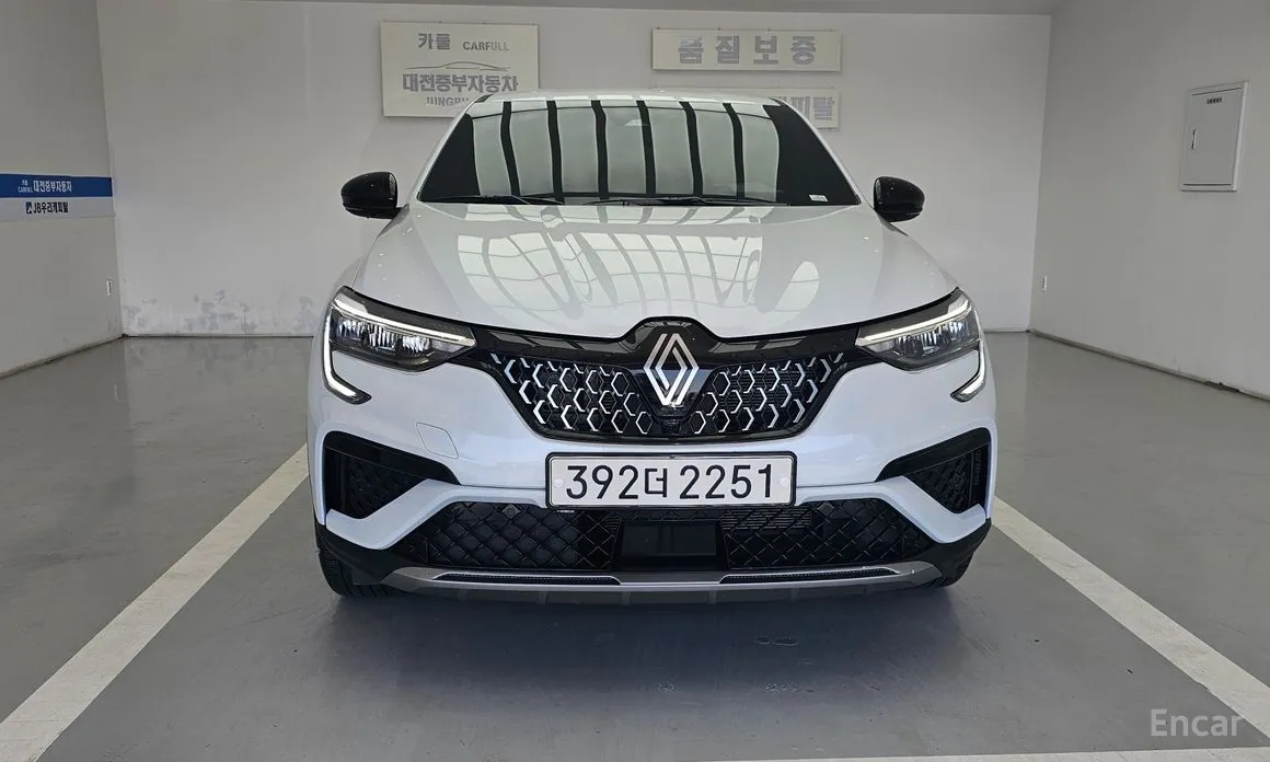 Renault Arkana, 2024 — фото 2 из 12