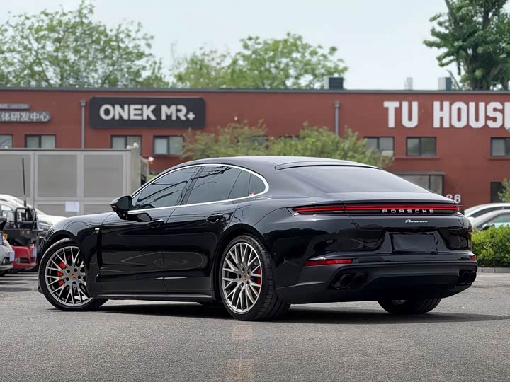 Porsche Panamera, 2025 — фото 4 из 9