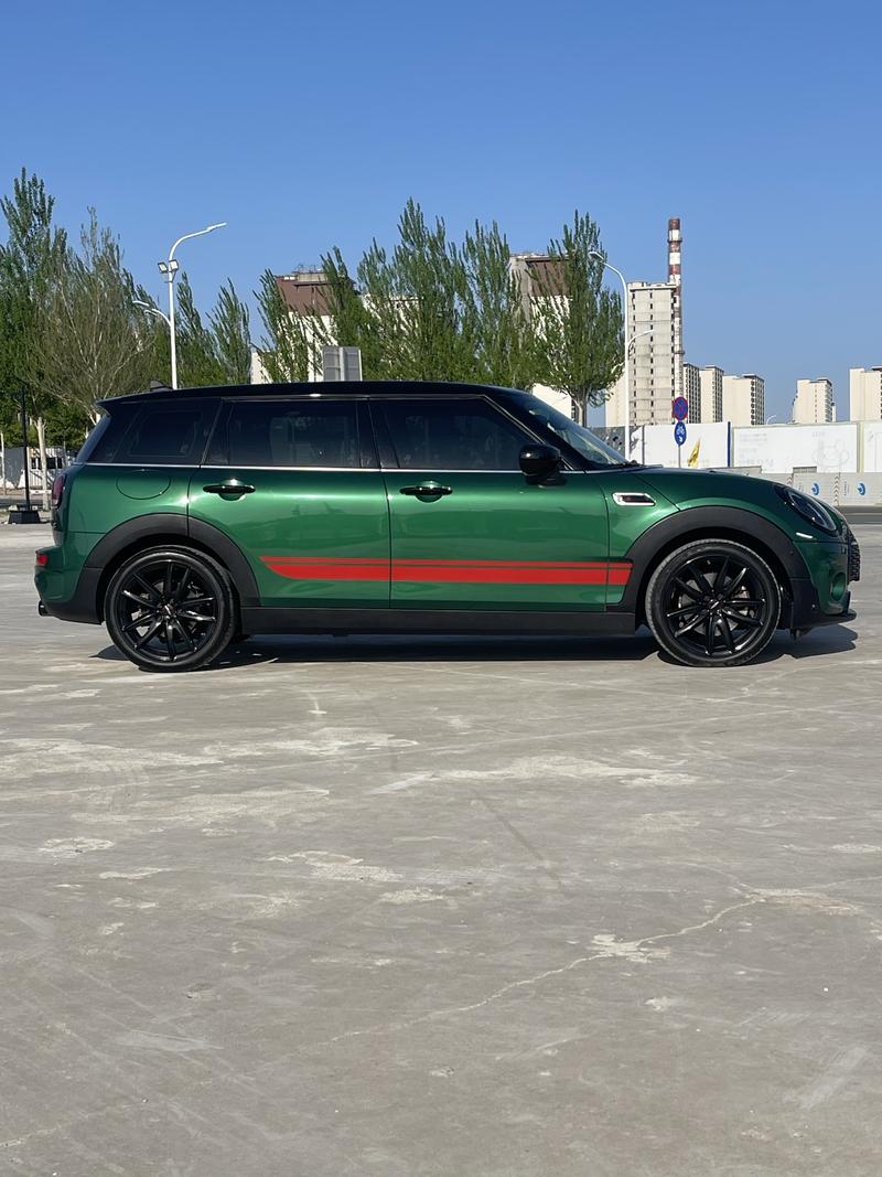 Mini Clubman, 2023 — фото 7 из 12