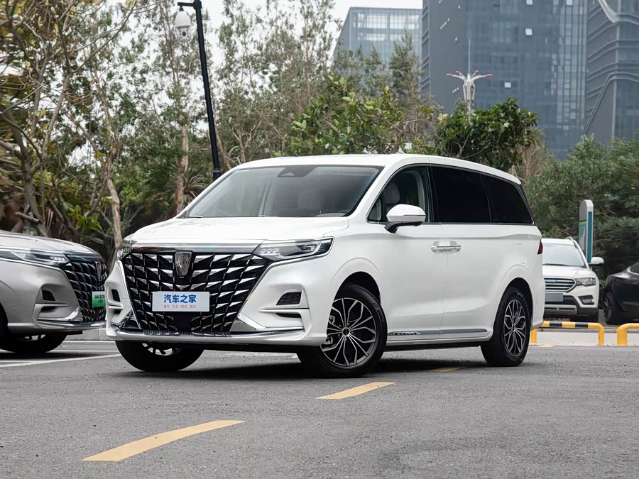 Roewe iMax 8 EV, 2026 — купить в Самаре под ключ