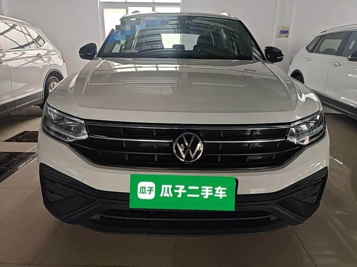 Volkswagen Tiguan L Pro, 2024 — фото 3 из 9