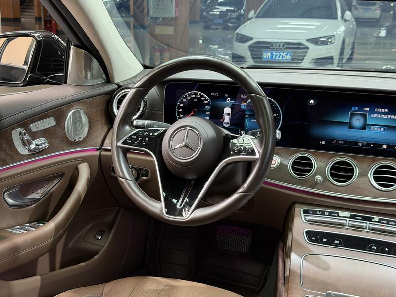 Mercedes-Benz E-Class, 2022 — фото 9 из 12