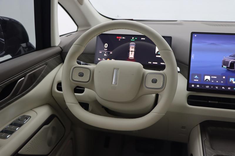 Wey 80 Hybrid, 2025 — фото 9 из 12