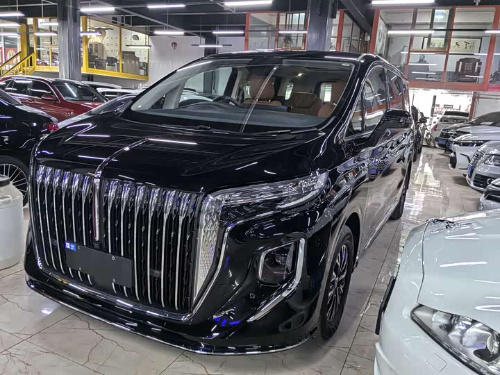 Hongqi HQ9 Hybrid, 2026 — купить в Брянске под ключ
