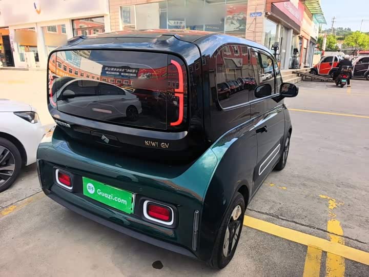 Baojun KiWi EV, 2021 — фото 7 из 9