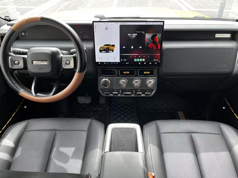 Chery iCar V23, 2025 — фото 7 из 10