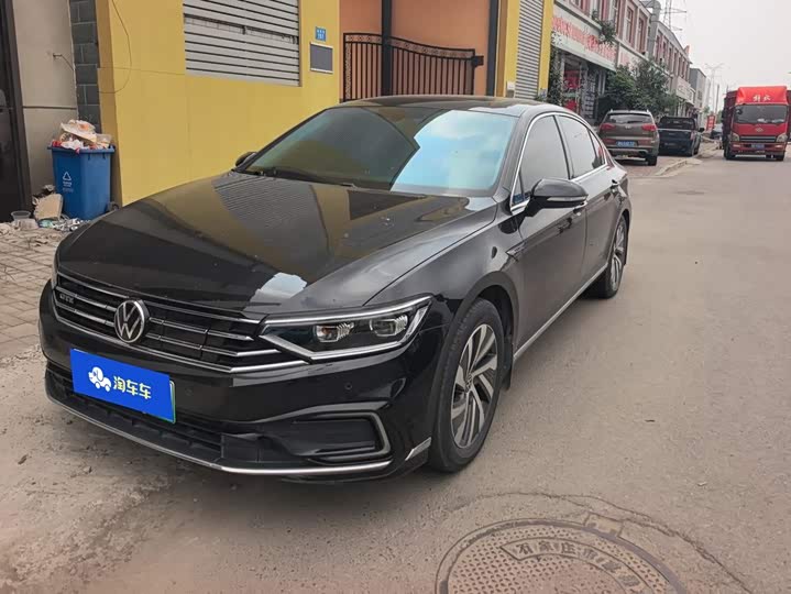 Volkswagen Magotan GTE Hybrid, 2022 — купить в Ульяновске под ключ
