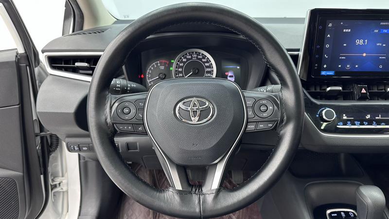 Toyota Corolla, 2022 — фото 8 из 11