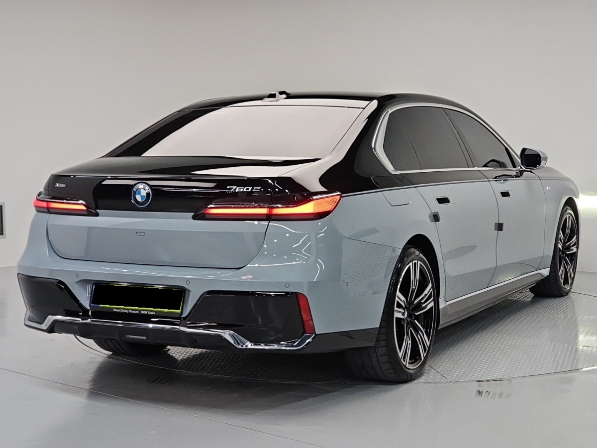 BMW 7 Series, 2023 — фото 3 из 12