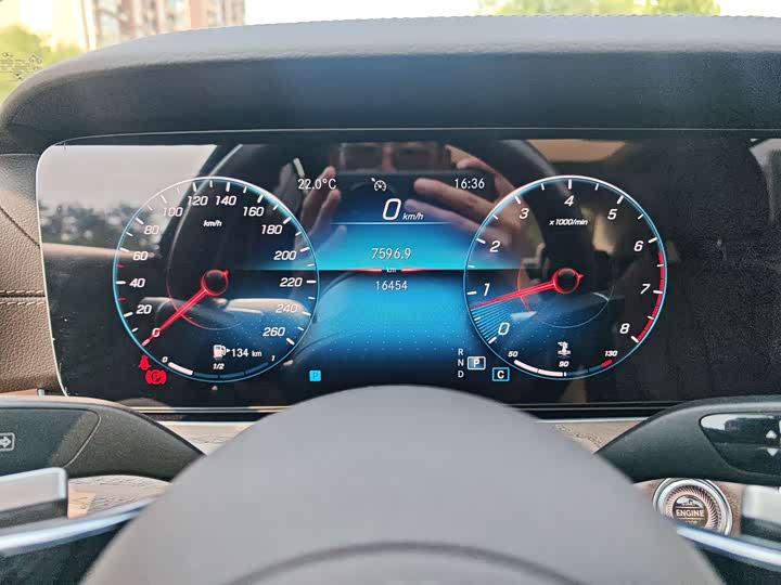 Mercedes-Benz E-Class, 2022 — фото 5 из 9