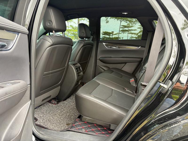 Cadillac XT5, 2023 — фото 9 из 10