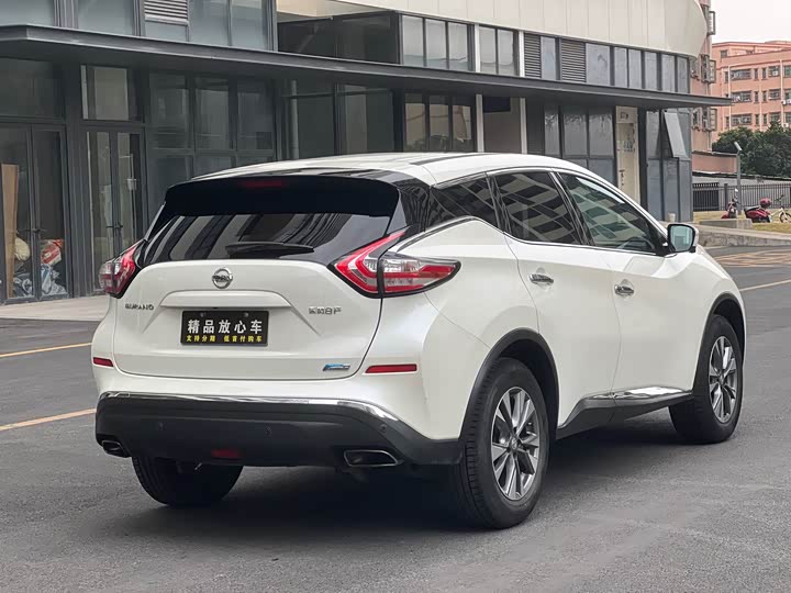 Nissan Murano, 2023 — фото 6 из 9
