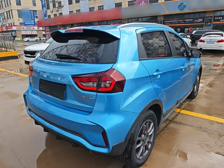 Geely Vision X3, 2021 — фото 7 из 9