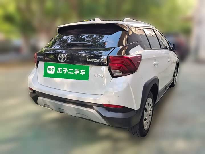Toyota Yaris L Hatchback, 2022 — фото 4 из 9