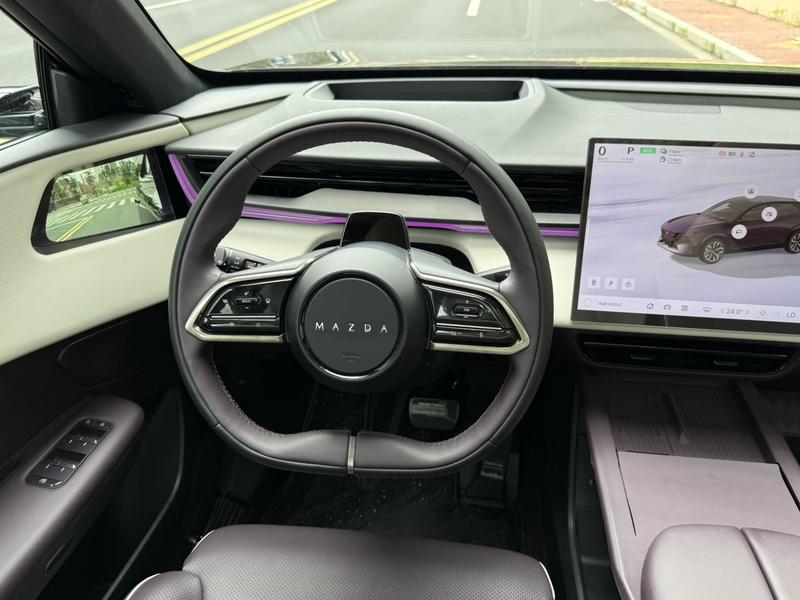 Mazda EZ-60, 2025 — фото 10 из 12
