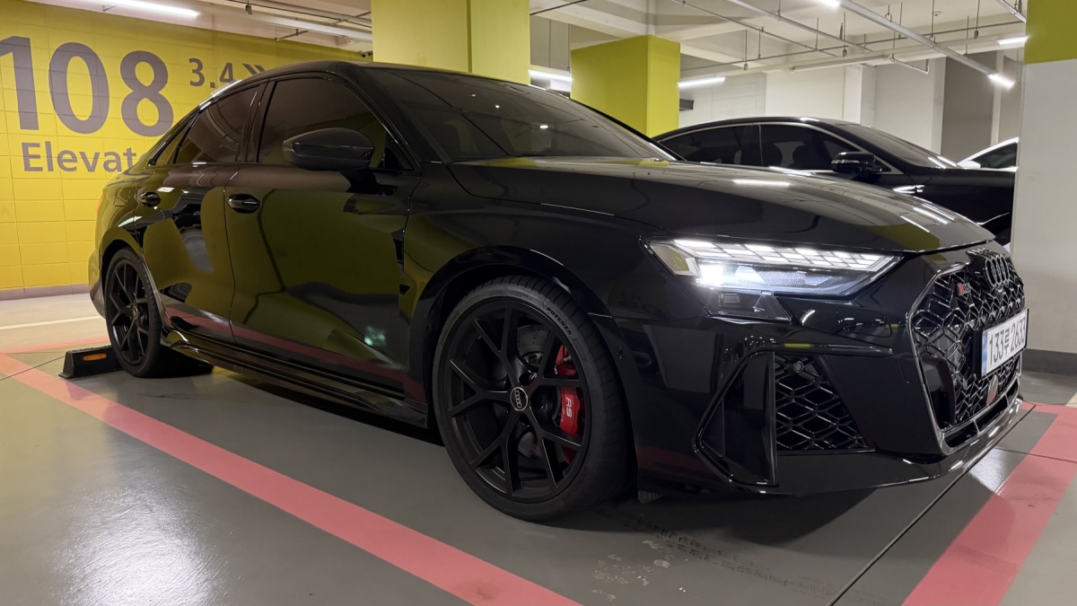Audi RS 3, 2025 — фото 2 из 8