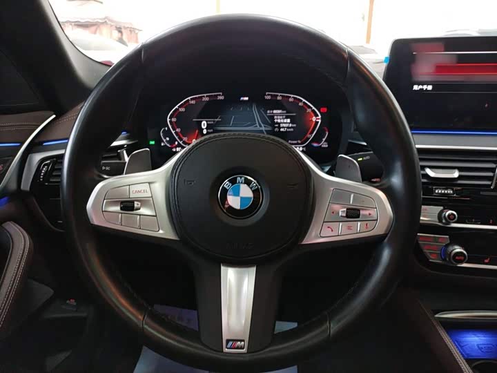 BMW 5 Series, 2023 — фото 7 из 9
