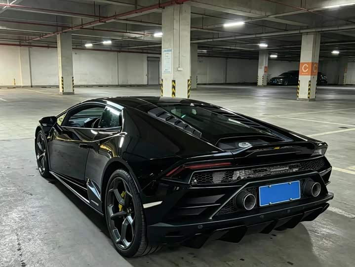 Lamborghini Huracán, 2023 — фото 2 из 9
