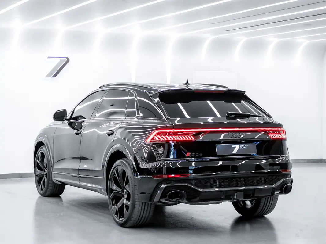 Audi RS Q8, 2024 — фото 5 из 10