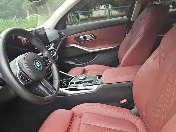 BMW i3, 2023 — фото 4 из 9