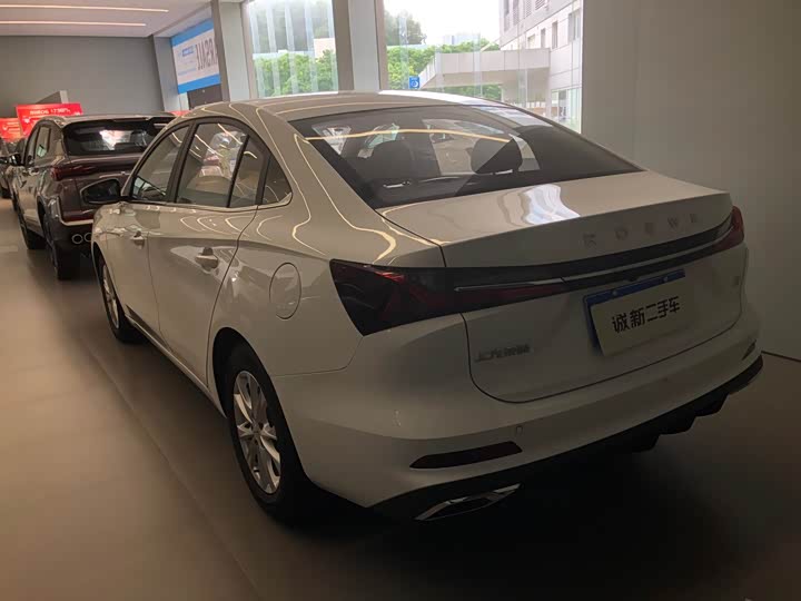 Roewe i5, 2024 — фото 4 из 9