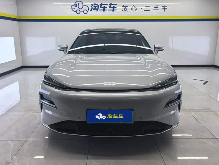 Geely Galaxy Starshine 8 EM-i, 2025 — фото 2 из 9